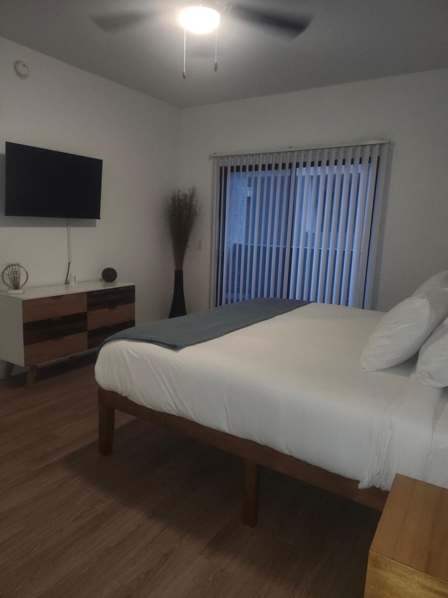 Apartament Westgate Entertainment District, Walk To Events, Wifi, Free Parking Glendale Pokój zdjęcie