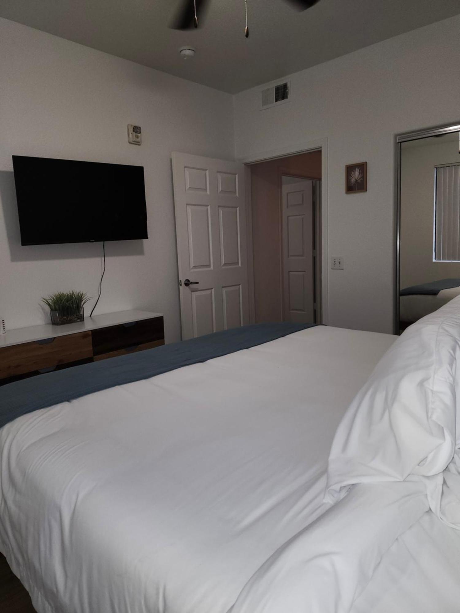 Apartament Westgate Entertainment District, Walk To Events, Wifi, Free Parking Glendale Pokój zdjęcie